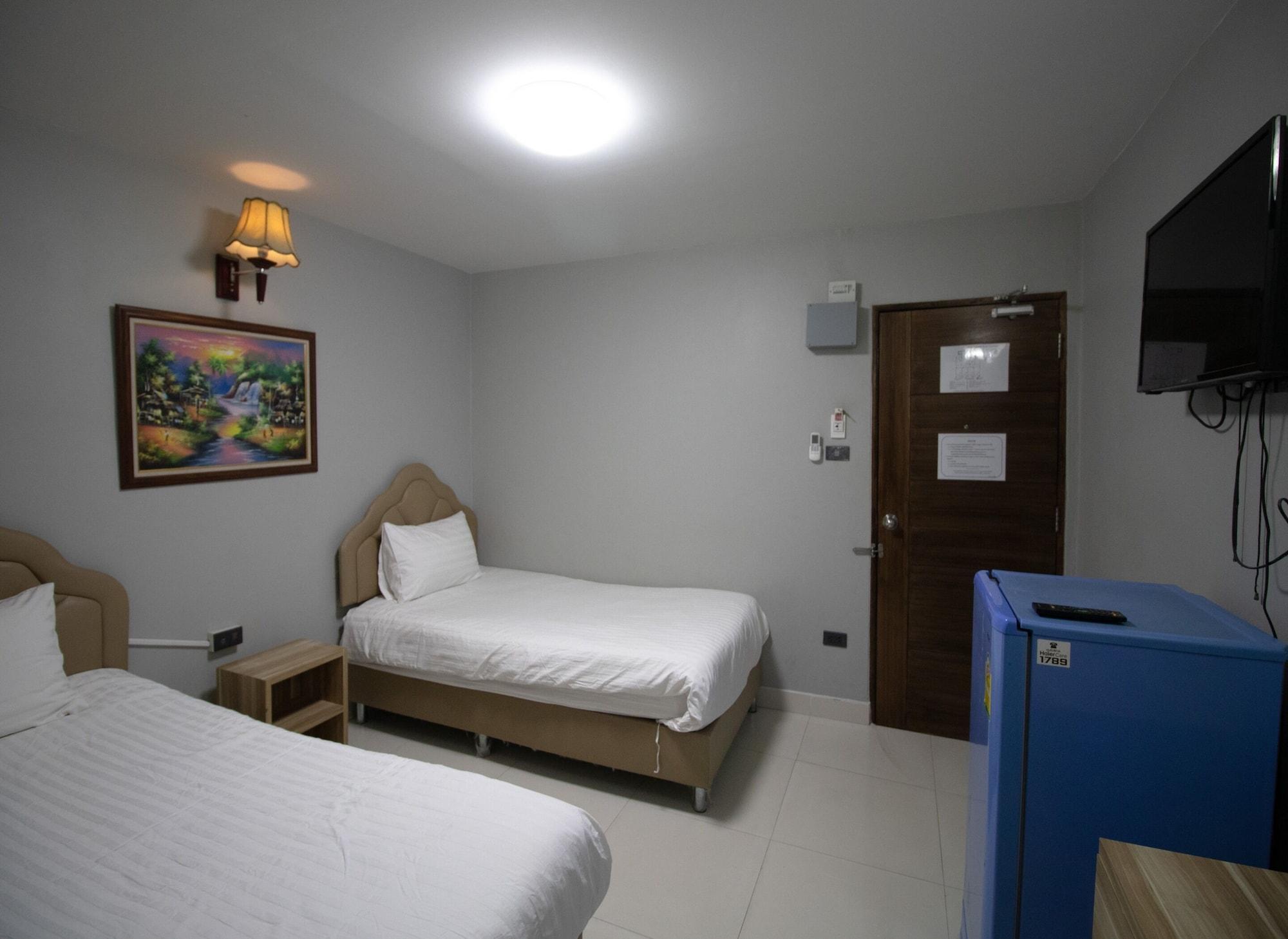 Kun Hotel Nakhon Ratchasima Exterior photo