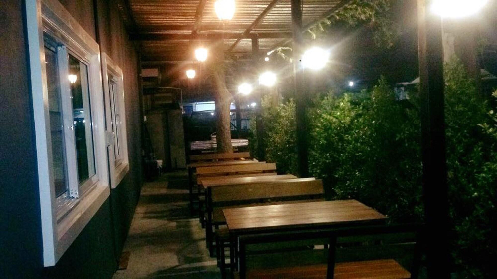 Kun Hotel Nakhon Ratchasima Exterior photo